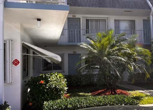 Property at 2880 Lake Osborne Dr #104, Lake Worth Beach, FL 33461, 1 bed, 1 bath