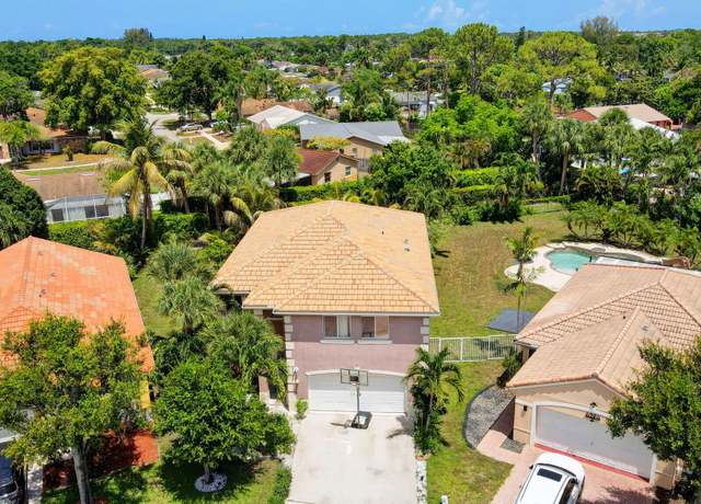 Property at 6280 Willoughby Cir, Lake Worth, FL 33463, 4 beds, 3 baths