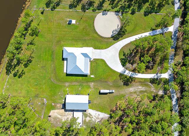 Property at 13006 Arrowwood Dr, Palm Beach Gardens, FL 33418, 3 beds, 2 baths