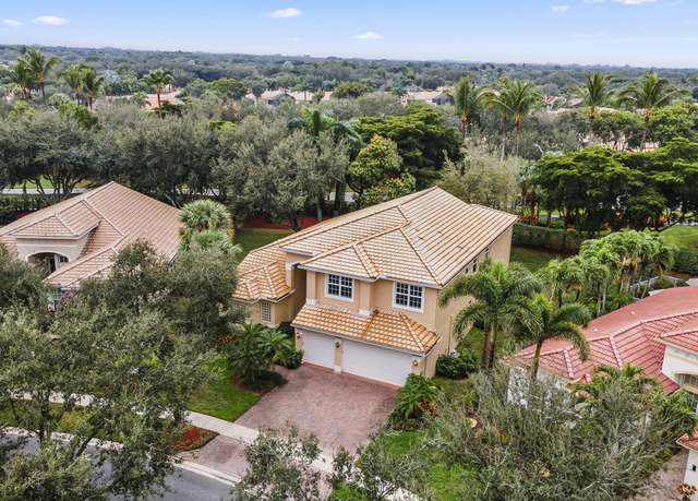 Property at 6966 Great Falls Cir, Boynton Beach, FL 33437, 4 beds, 4.5 baths