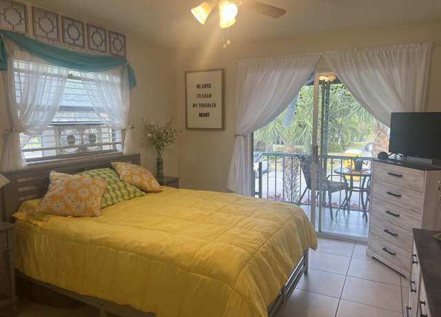 Property at 81 Flanders B Unit B, Delray Beach, FL 33484, 2 beds, 2 baths