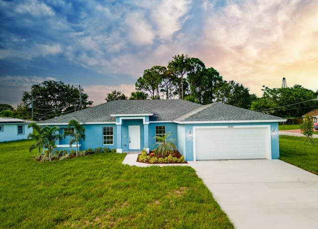 Property at 637 NW Bayshore Blvd, Port Saint Lucie, FL 34984, 4 beds, 2 baths