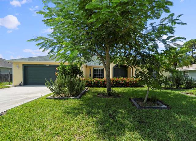 Property at 324 NE Gladiola Ave, Port Saint Lucie, FL 34983, 3 beds, 2 baths