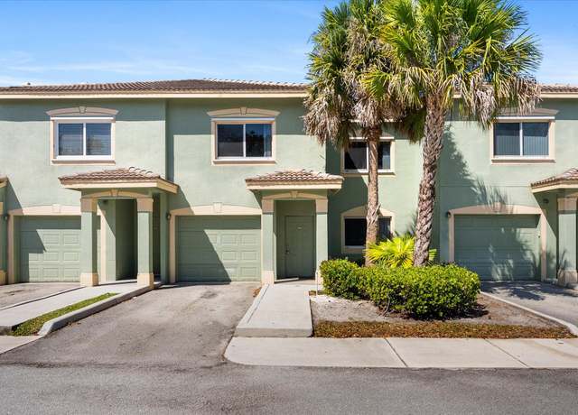 Property at 310 Crestwood Cir #207, Royal Palm Beach, FL 33411, 3 beds, 2 baths