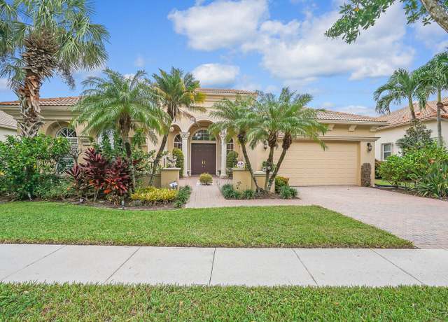 Property at 9257 Via Grande W, Wellington, FL 33411, 3 beds, 2.5 baths