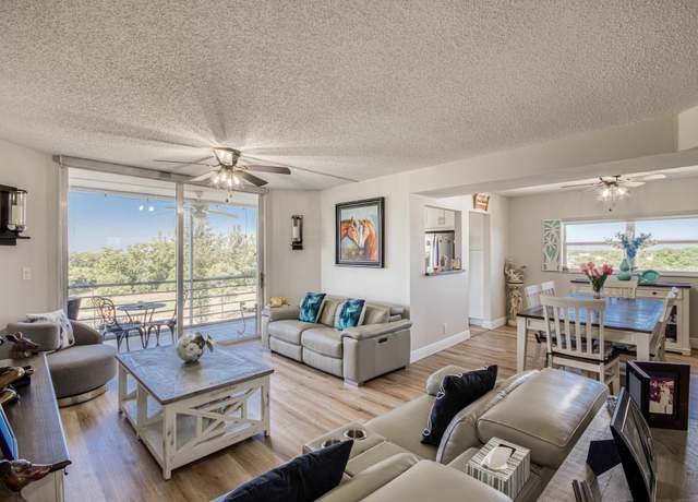 Property at 3465 Via Poinciana #606, Lake Worth, FL 33467, 2 beds, 2 baths