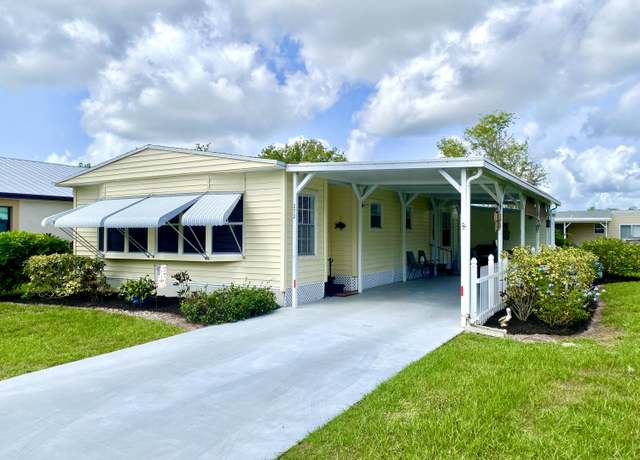 Property at 272 Camino Del Rio, Port Saint Lucie, FL 34952, 2 beds, 2 baths