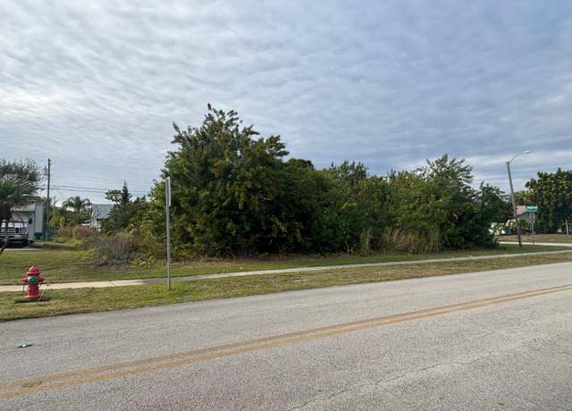 Property at 116 Pelican Island Pl, Sebastian, FL 32958