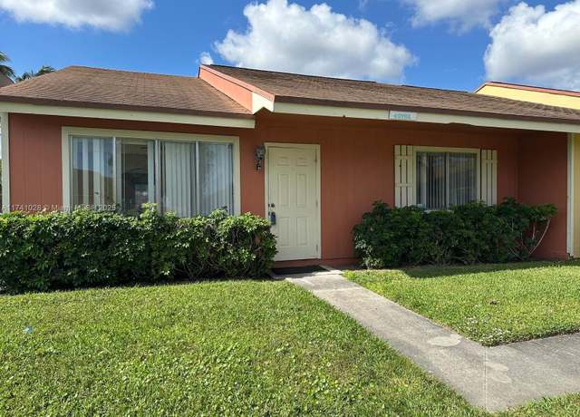 Property at 4627 Orleans Ct Unit D, West Palm Beach, FL 33415, 3 beds, 2 baths