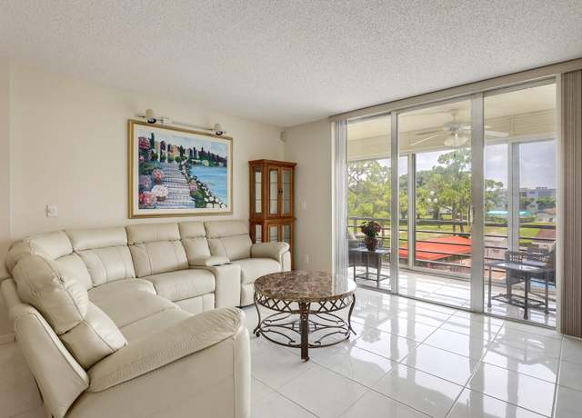 Property at 6850 10th Ave N #303, Lake Worth, FL 33467, 2 beds, 2 baths