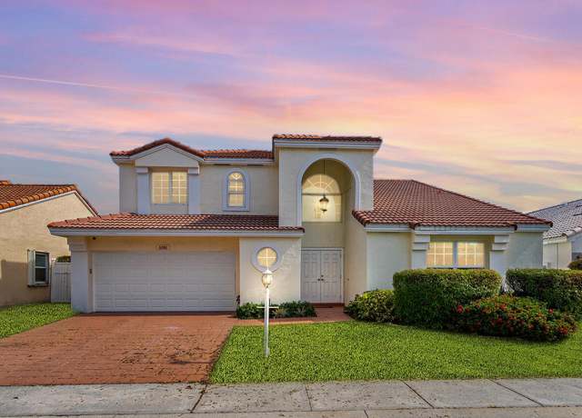 Property at 1051 Siena Oaks Cir E, Palm Beach Gardens, FL 33410, 3 beds, 2.5 baths