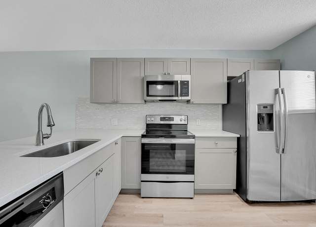 Property at 4345 Trevi Ct #108, Lake Worth, FL 33467, 2 beds, 2 baths