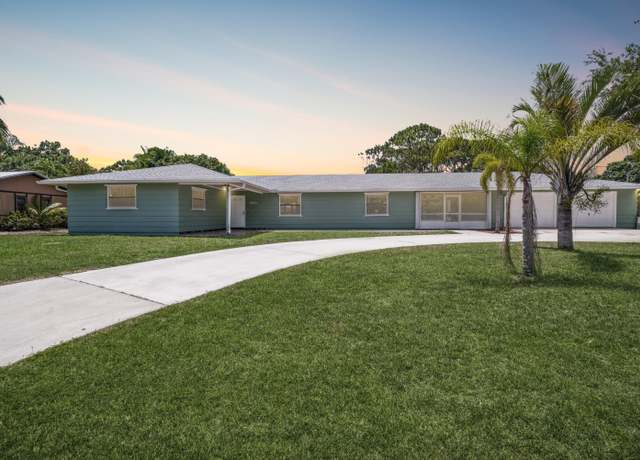 Property at 6001 Palm Dr, Fort Pierce, FL 34982, 3 beds, 2.5 baths