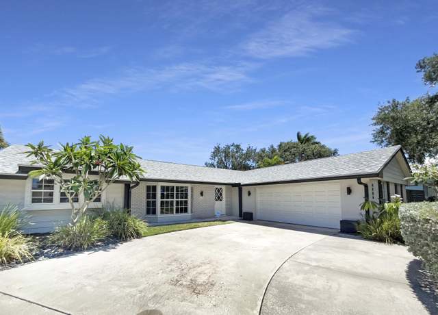 Property at 4406 Daffodil Cir S, Palm Beach Gardens, FL 33410, 4 beds, 3 baths