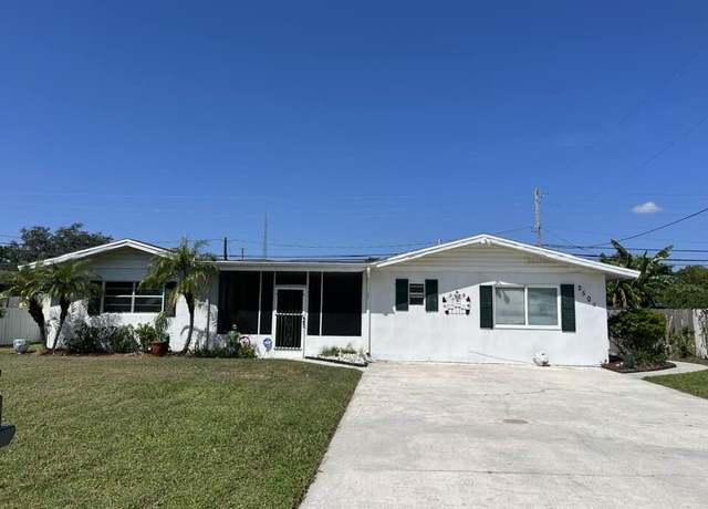 Property at 2503 Chesterfield Dr, Fort Pierce, FL 34982, 4 beds, 3 baths
