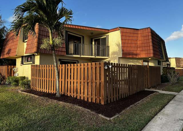 Property at 163 Springdale Cir Unit 16-C, Palm Springs, FL 33461, 2 beds, 2.5 baths