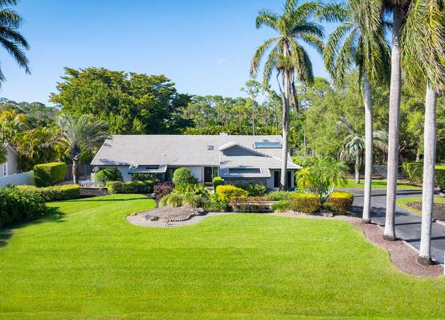 Property at 22098 Woodset Way, Boca Raton, FL 33428, 4 beds, 2 baths