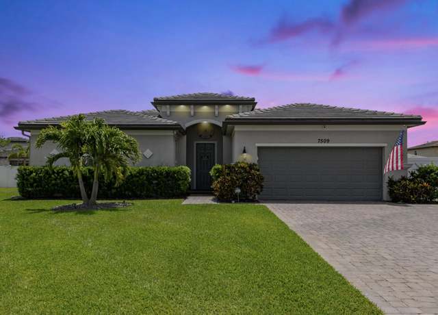 Property at 7509 NW Greenspring St, Port Saint Lucie, FL 34987, 3 beds, 2 baths