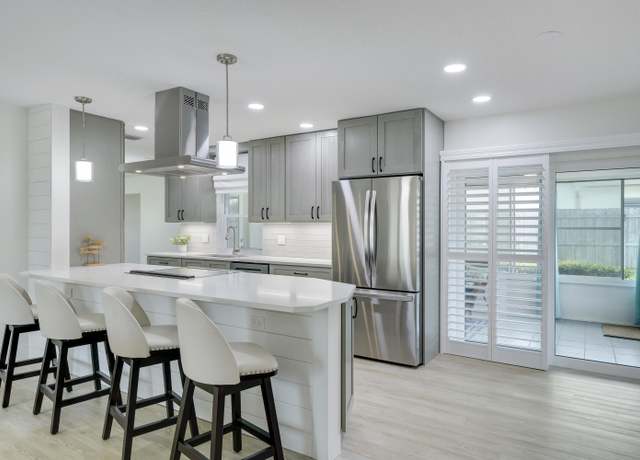 Property at 4192 Elm Ave, Palm Beach Gardens, FL 33410, 3 beds, 2 baths