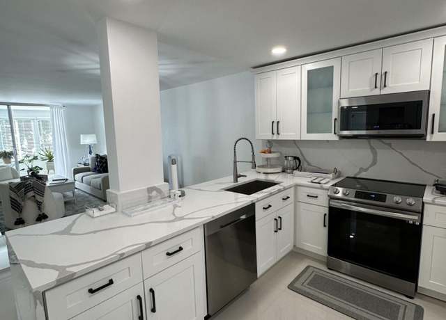 Property at 14773 Cumberland Dr #3010, Delray Beach, FL 33446, 2 beds, 2 baths
