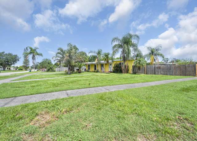 Property at 105 SE Castana Ct, Port Saint Lucie, FL 34983, 2 beds, 1 bath