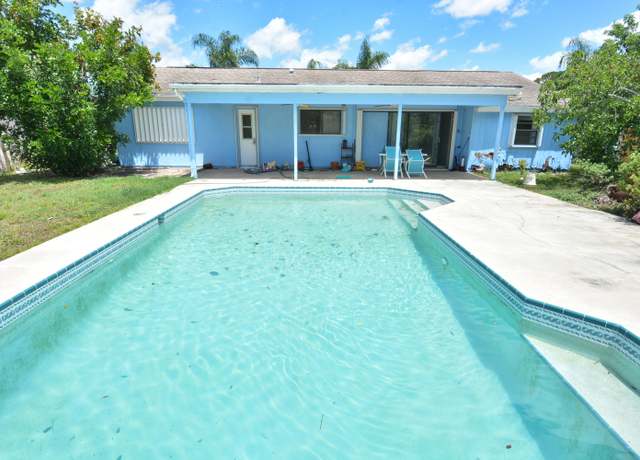 Property at 420 SE Streamlet Ave, Port Saint Lucie, FL 34983, 3 beds, 2 baths