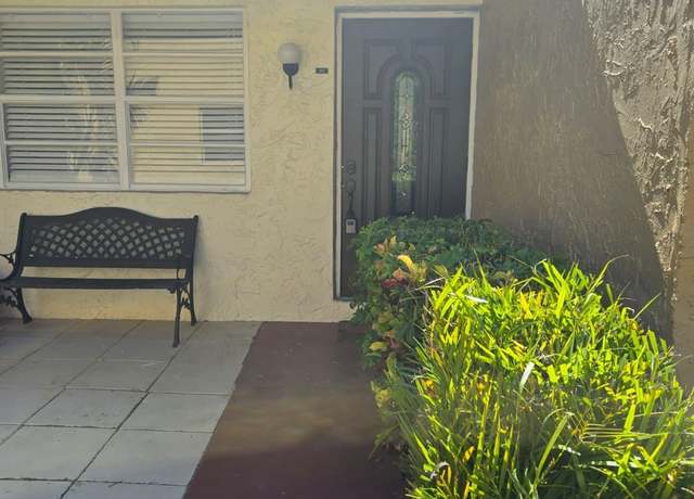 Property at 312 Lake Helen Dr, West Palm Beach, FL 33411, 2 beds, 2 baths