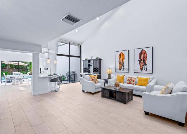 Property at 2442 Windsor Way Ct, Wellington, FL 33414, 3 beds, 4.5 baths