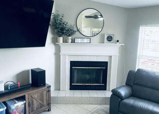Property at 1433 SW Flounder Ln, Port Saint Lucie, FL 34953, 3 beds, 2 baths