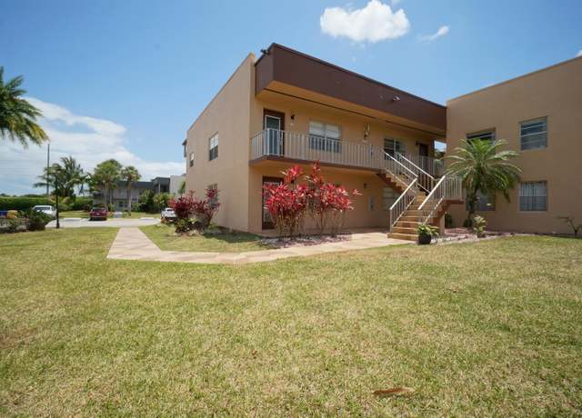 Property at 504 Burgundy K, Delray Beach, FL 33484, 1 bed, 1.5 baths