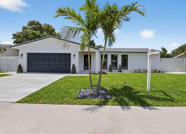 Property at 1780 SW 9th St, Boca Raton, FL 33486, 3 beds, 2 baths