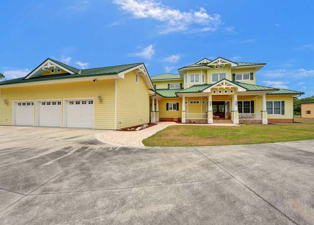 Property at 15350 Skyking Dr, Port Saint Lucie, FL 34987, 4 beds, 4 baths