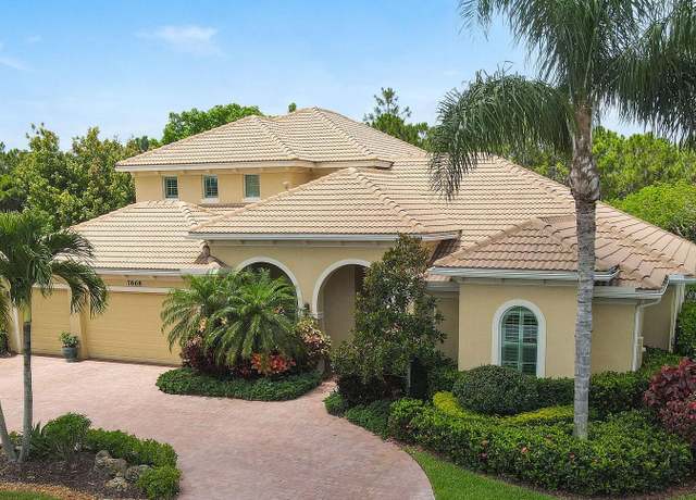 Property at 7668 SE Laque Cir, Stuart, FL 34997, 5 beds, 4 baths