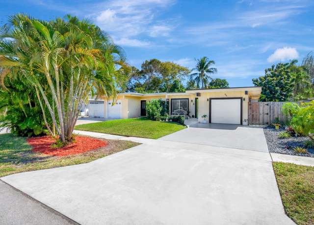 Property at 94 Palamino Cir, Boca Raton, FL 33487, 3 beds, 2 baths