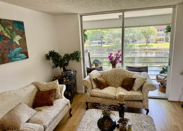 Property at 9281 Sunrise Lakes Blvd #210, Sunrise, FL 33322, 2 beds, 2 baths