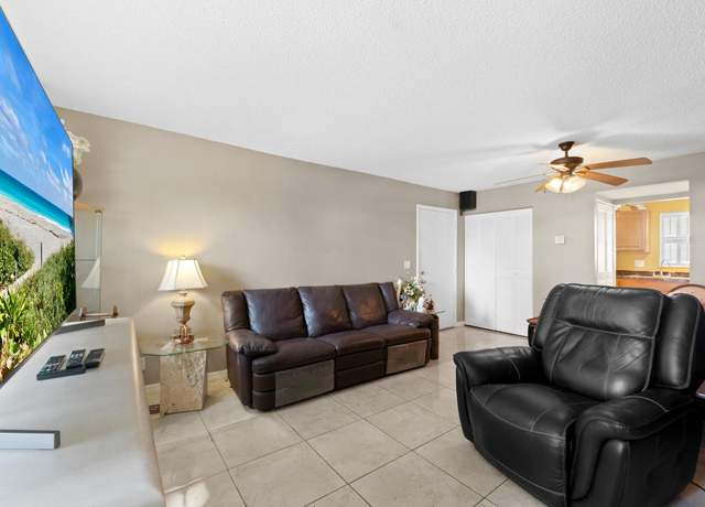 Property at 100 Lake Carol Dr, West Palm Beach, FL 33411, 1 bed, 1 bath