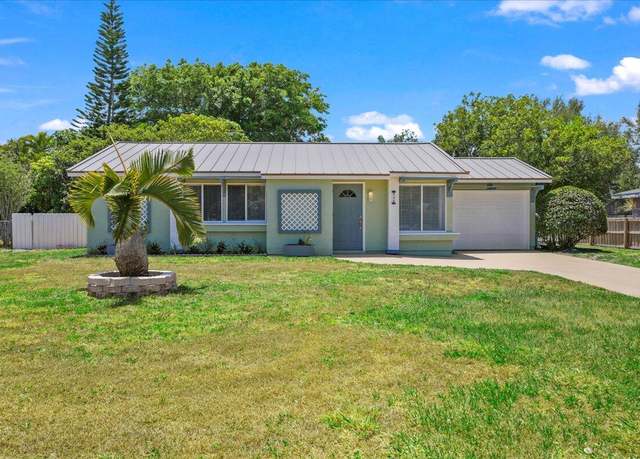 Property at 855 23rd Pl SW, Vero Beach, FL 32962, 2 beds, 2 baths