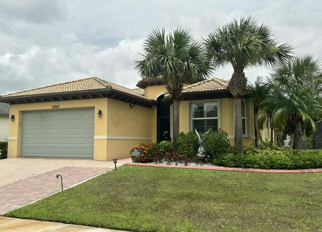 Property at 11922 SW Crestwood Cir, Port Saint Lucie, FL 34987, 3 beds, 2 baths