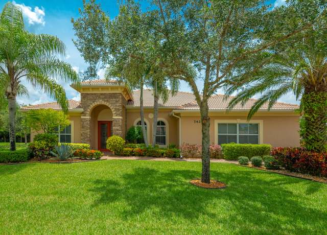Property at 7422 SE Belle Maison Dr, Stuart, FL 34997, 3 beds, 2 baths