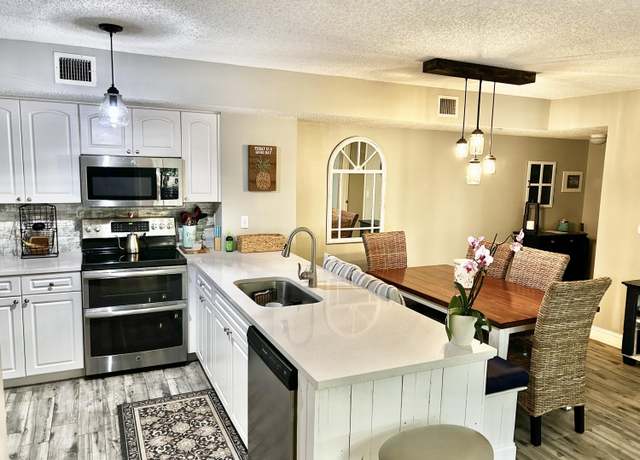 Property at 278 Village Blvd #8203, Tequesta, FL 33469, 2 beds, 2 baths