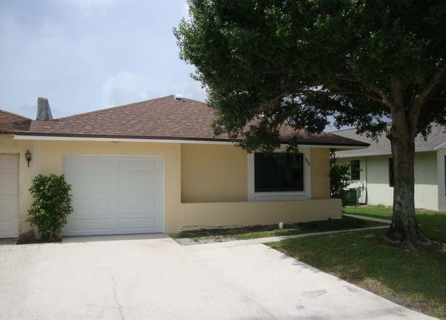 Property at 4842 Luqui Ct, West Palm Beach, FL 33415, 3 beds, 2 baths
