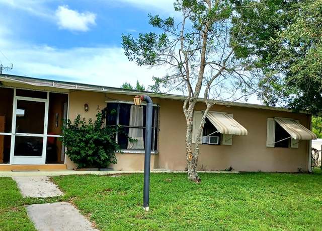 Property at 161 SE Celestia Ct, Port Saint Lucie, FL 34983, 3 beds, 1 bath