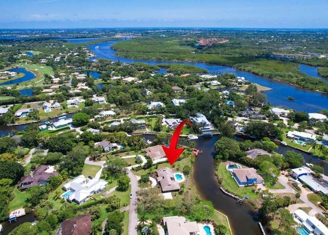 Property at 5297 SW Anhinga Ave, Palm City, FL 34990, 3 beds, 2.5 baths