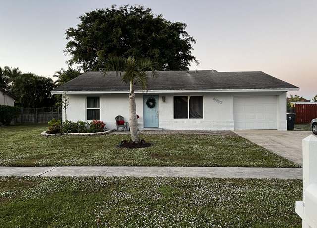 Property at 4617 Vespasian Ct, Lake Worth, FL 33463, 3 beds, 2 baths