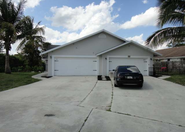 Property at 935 Country Wood Ct Unit 935-937, Wellington, FL 33414, 4 beds, 4 baths