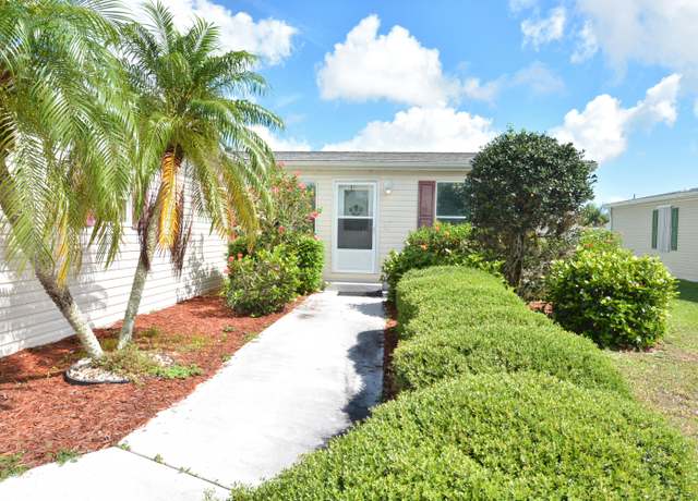 Property at 7809 Horned Lark Cir, Port Saint Lucie, FL 34952, 3 beds, 2 baths