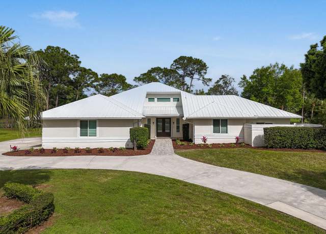 Property at 7250 Reserve Creek Dr, Port Saint Lucie, FL 34986, 3 beds, 3.5 baths