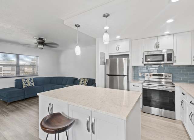 Property at 574 Monaco L, Delray Beach, FL 33446, 1 bed, 1.5 baths