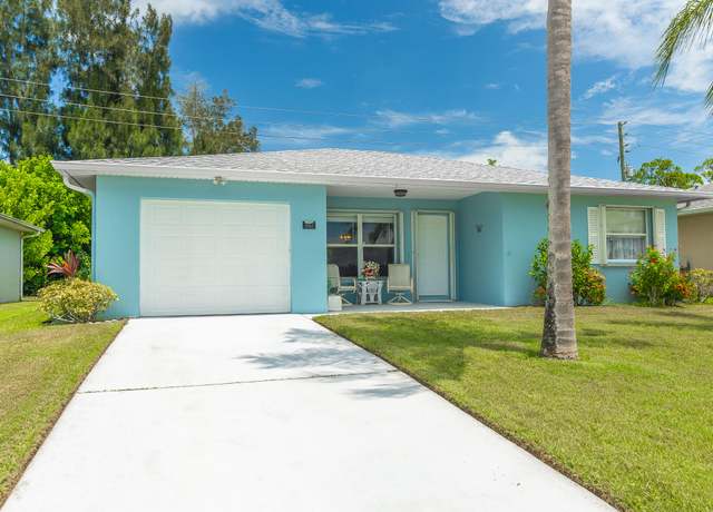 Property at 5662 Travelers Way, Fort Pierce, FL 34982, 2 beds, 2 baths