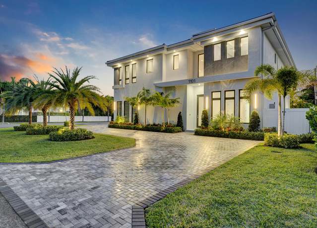 Property at 1101 NE 3rd Ave, Boca Raton, FL 33432, 5 beds, 6.5 baths